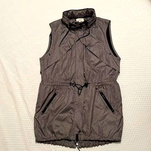 Lou & Grey lightweight waterproof hooded vest-  XS